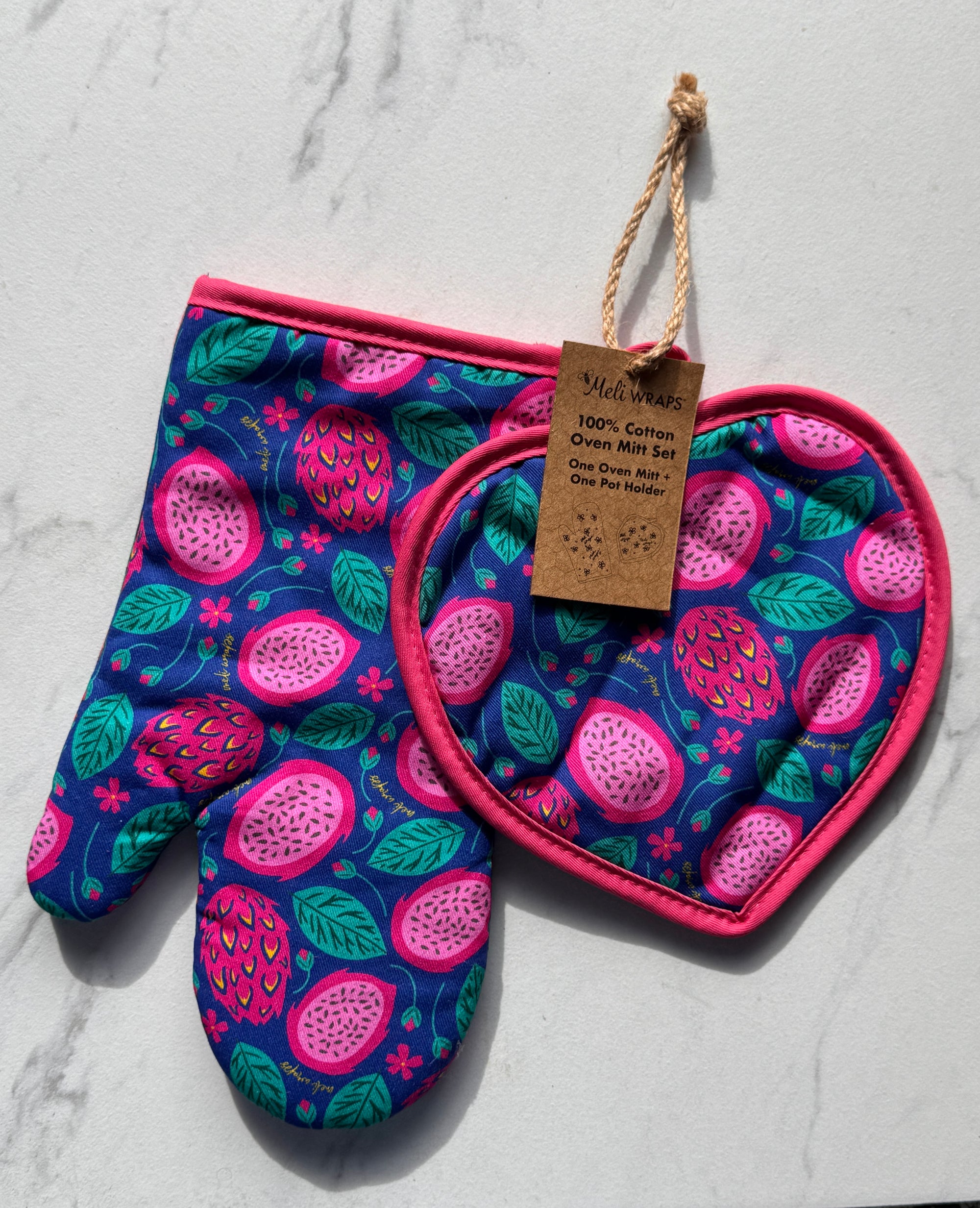 Pot Holder + Oven Mitt Set Dragonfruit Print