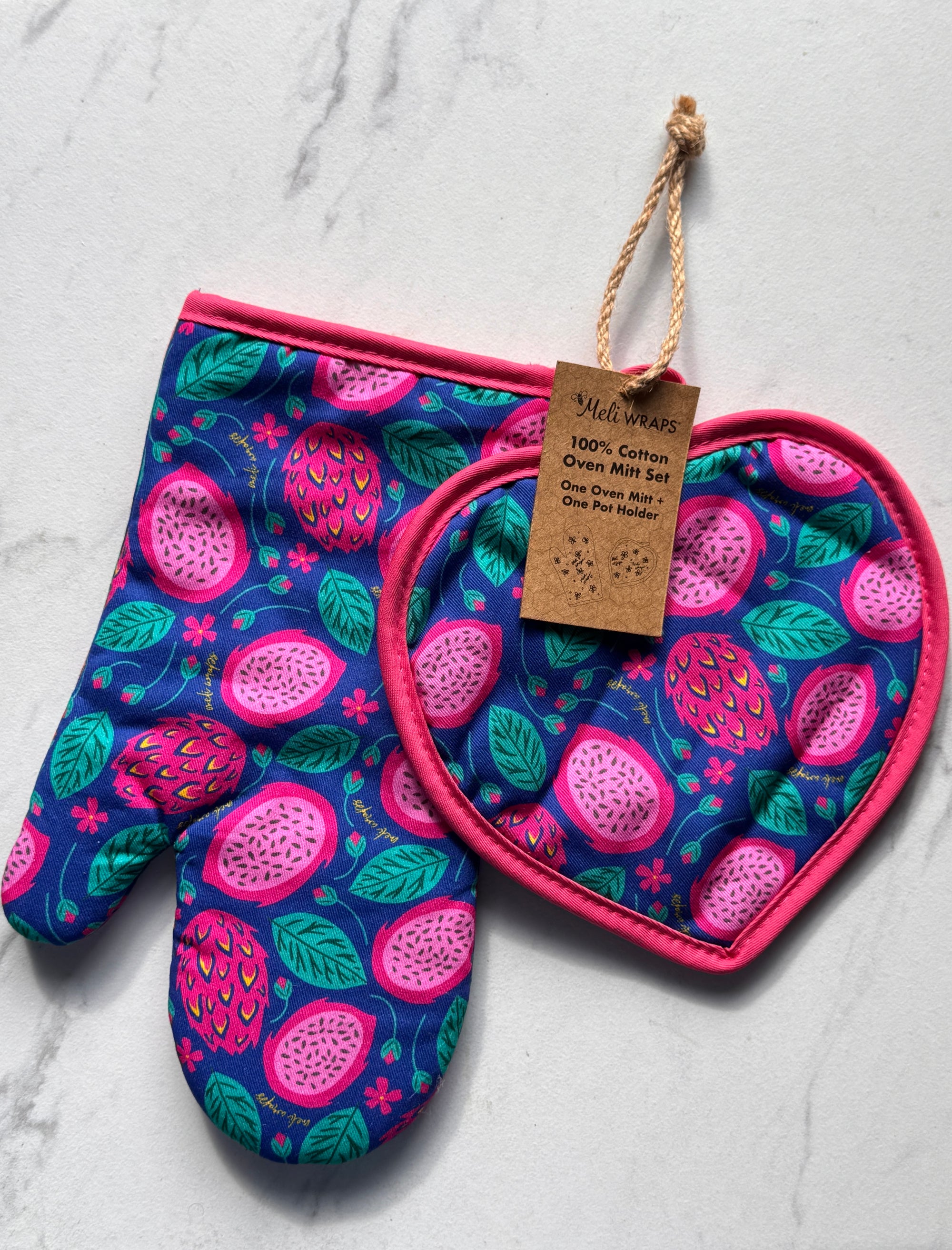 Pot Holder + Oven Mitt Set Dragonfruit Print