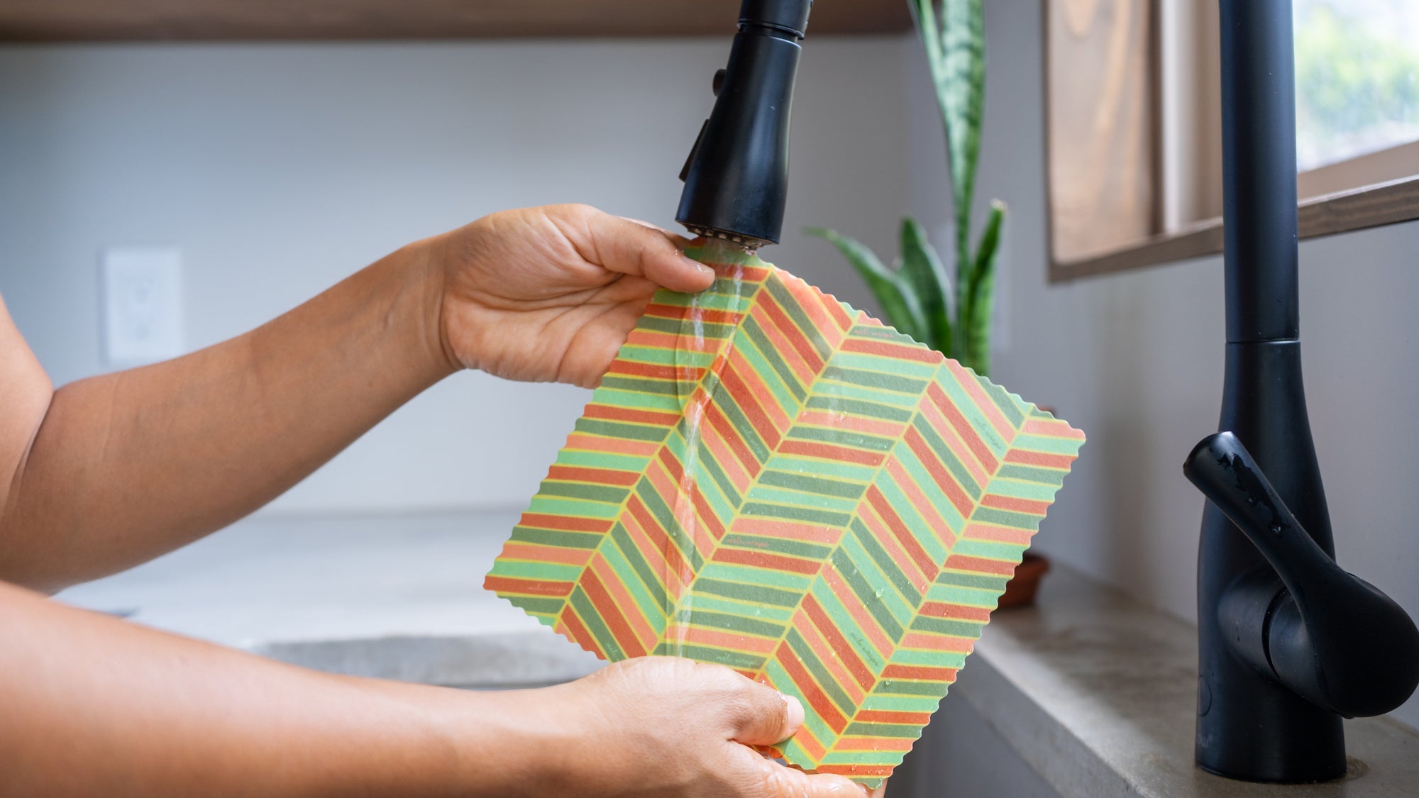 Beeswax Wrap Bulk Roll - Chevron Print